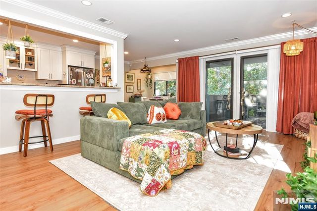 3221 Hilltop Road, Mahwah, NJ 07430