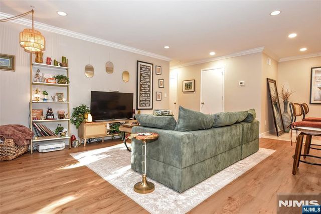 3221 Hilltop Road, Mahwah, NJ 07430