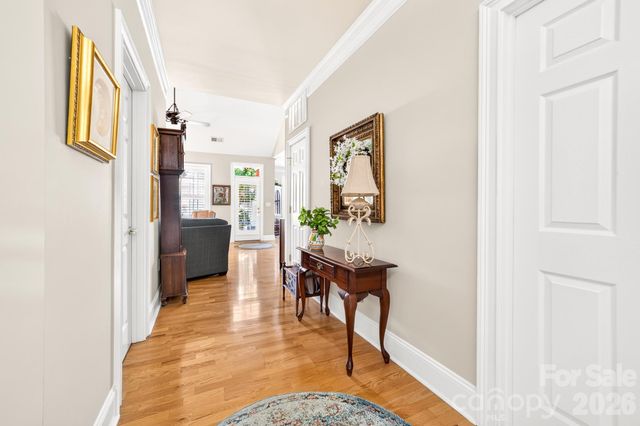121 Mcleod Avenue, Belmont, NC 28012