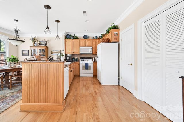 121 Mcleod Avenue, Belmont, NC 28012