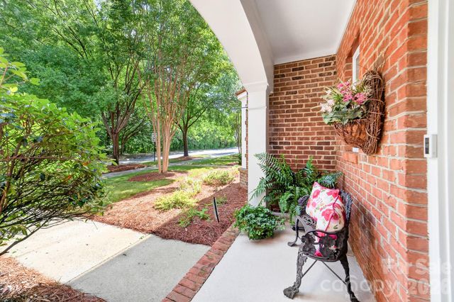 121 Mcleod Avenue, Belmont, NC 28012