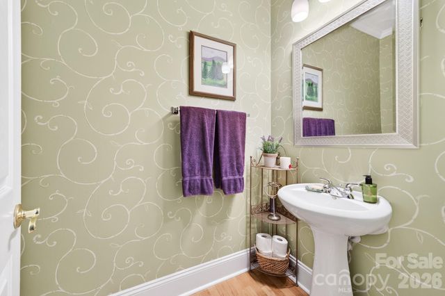 121 Mcleod Avenue, Belmont, NC 28012