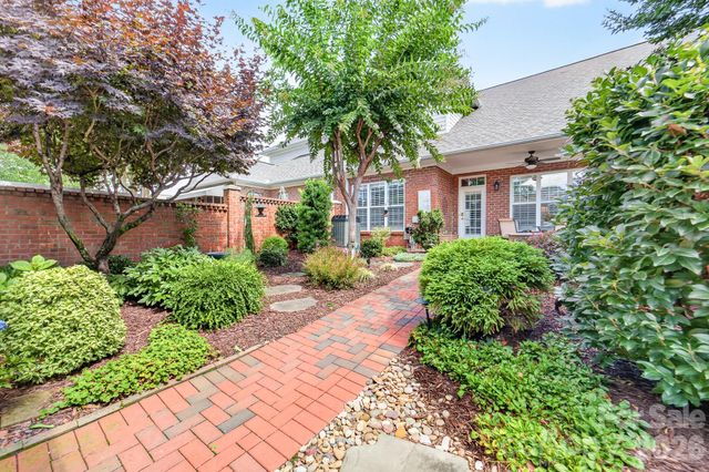 121 Mcleod Avenue, Belmont, NC 28012