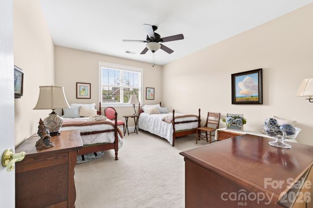 121 Mcleod Avenue, Belmont, NC 28012