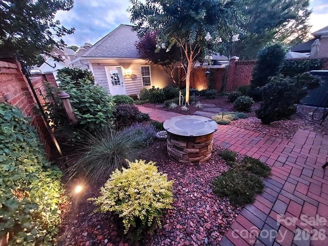 121 Mcleod Avenue, Belmont, NC 28012