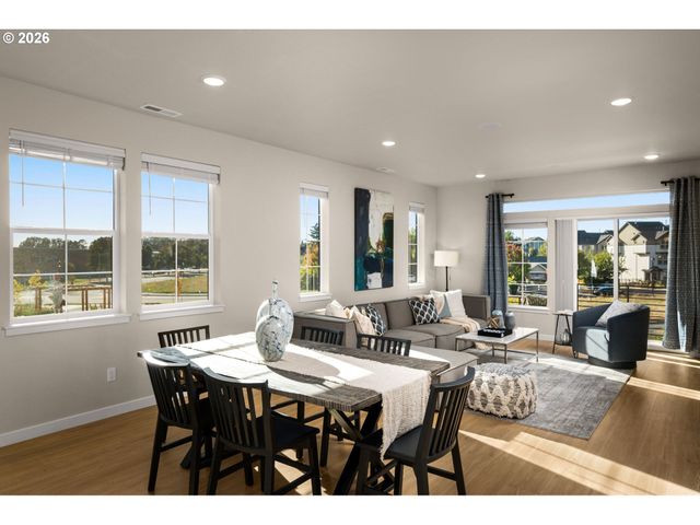 5105 Se DAVIS Rd, Hillsboro, OR 97123