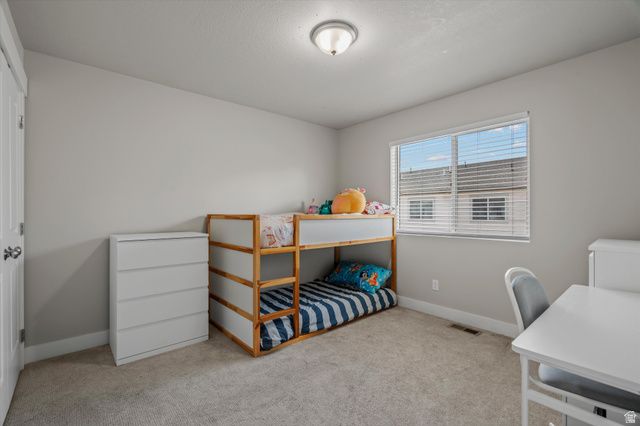 468 E LONDON WAY, Clearfield, UT 84015