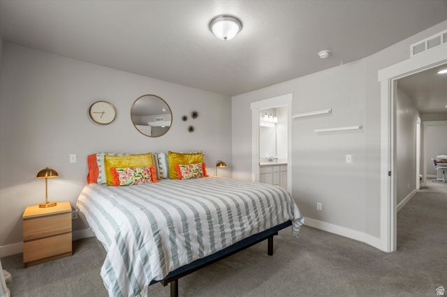 468 E LONDON WAY, Clearfield, UT 84015