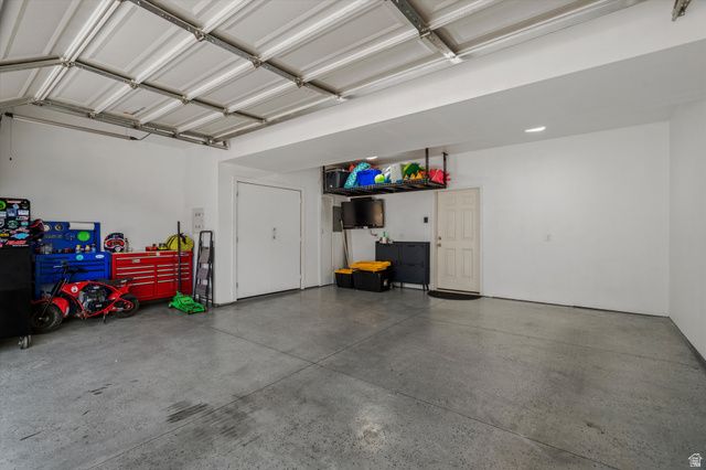468 E LONDON WAY, Clearfield, UT 84015