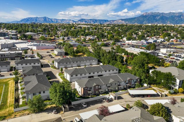468 E LONDON WAY, Clearfield, UT 84015
