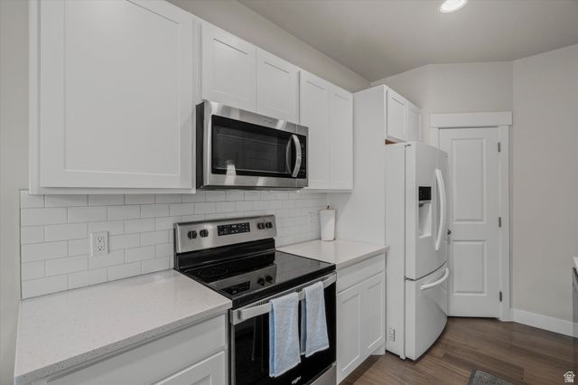 468 E LONDON WAY, Clearfield, UT 84015