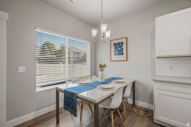 468 E LONDON WAY, Clearfield, UT 84015