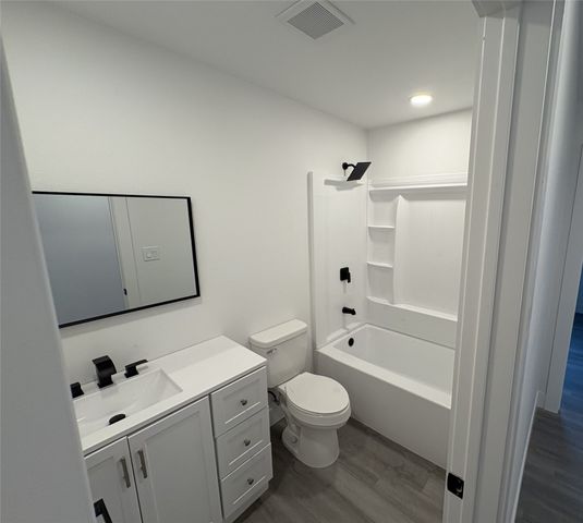 719 E Commerce Avenue, Cooper, TX 75432