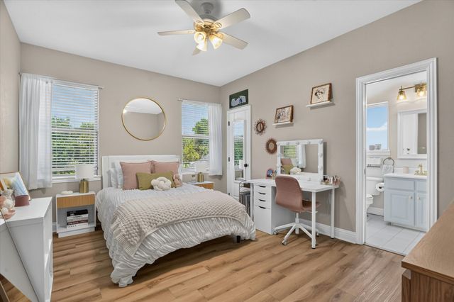 1717 Taylor Bridge Court, Burleson, TX 76028