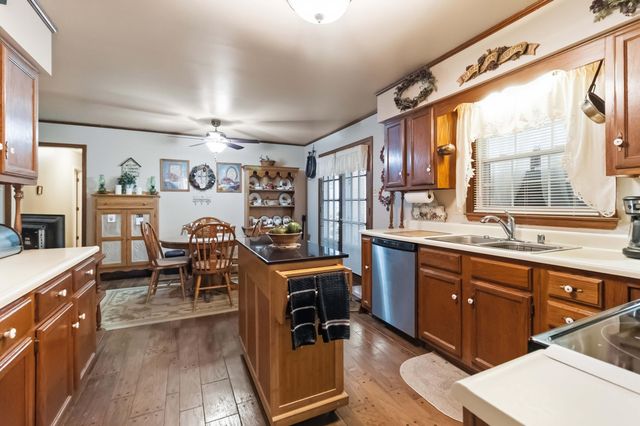 307 Dogwood Drive, Stanford, KY 40484