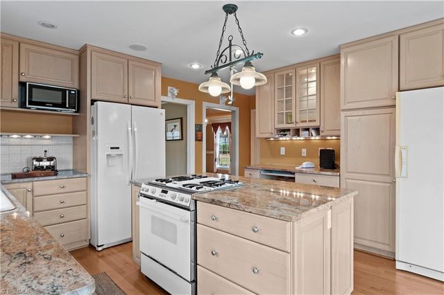 1430 Messick Oaks Trail, Lewisville, NC 27023