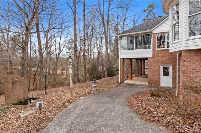 1430 Messick Oaks Trail, Lewisville, NC 27023