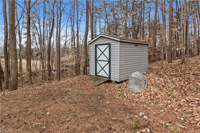 1430 Messick Oaks Trail, Lewisville, NC 27023