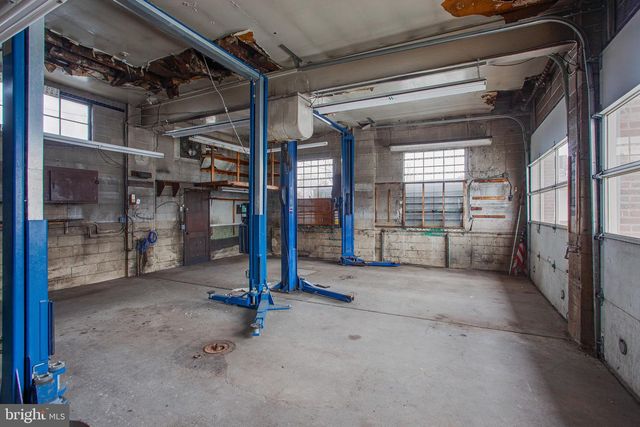 50 S MACDADE BLVD, Glenolden, PA 19036