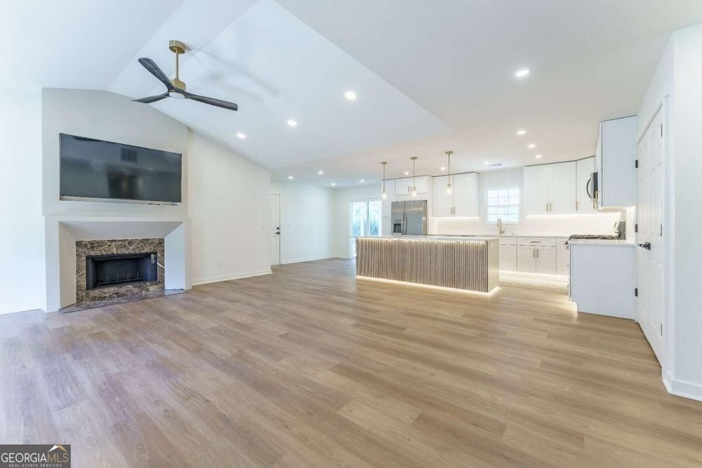 216 Fairview Point, Ellenwood, GA 30294 — photo 5