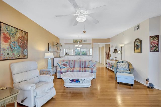 6475 SHORELINE DRIVE 5102, St Petersburg, FL 33708