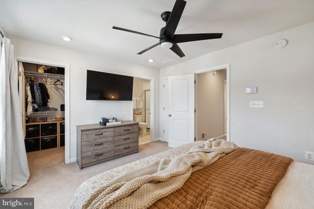 195 PRESIDENTS POINTE AVE, Ranson, WV 25438