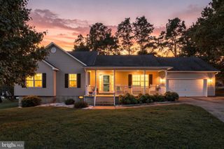 91 PIN OAK CT, Maurertown, VA 22644