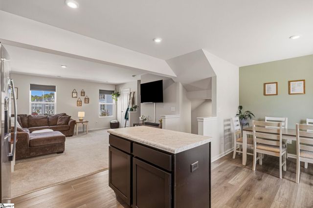 8 Bearmont Trail, Greenville, SC 29617