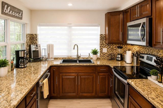12416 COBBLE STONE DRIVE, Hudson, FL 34667