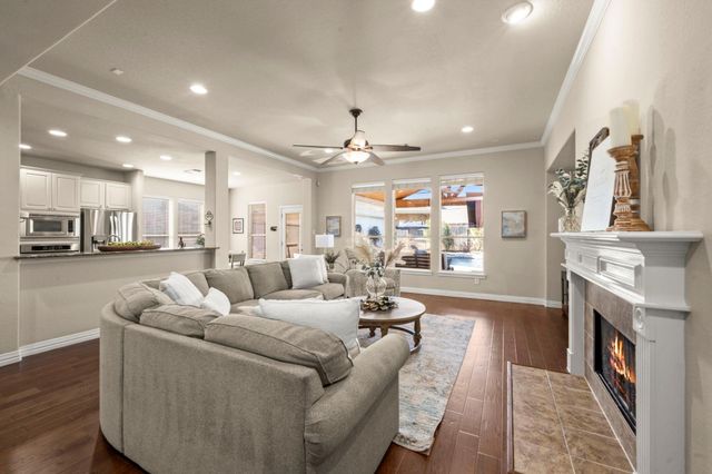 9410 Cheslyn Court, Tomball, TX 77375