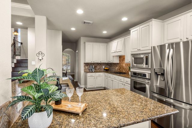 9410 Cheslyn Court, Tomball, TX 77375