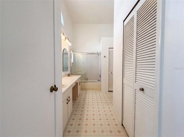 712 45TH STREET E, Bradenton, FL 34208