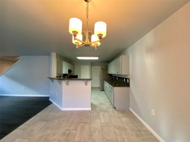 13205 Sea Biscuit DR, Del Valle, TX 78617