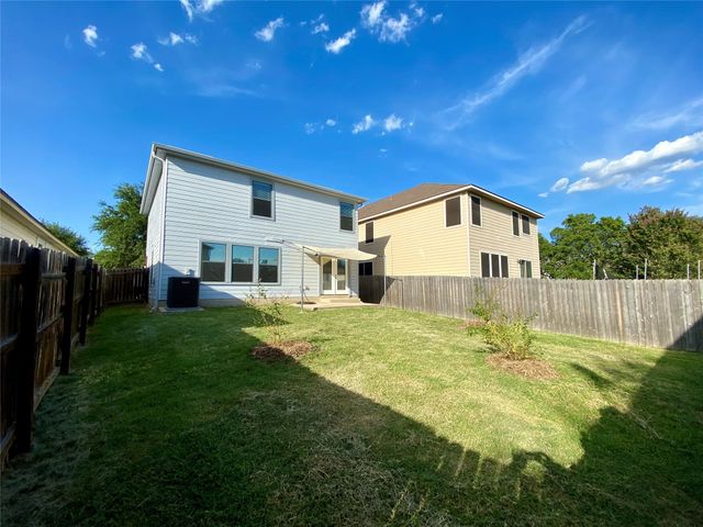 13205 Sea Biscuit DR, Del Valle, TX 78617