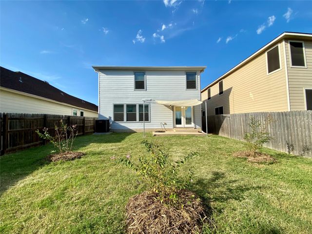13205 Sea Biscuit DR, Del Valle, TX 78617