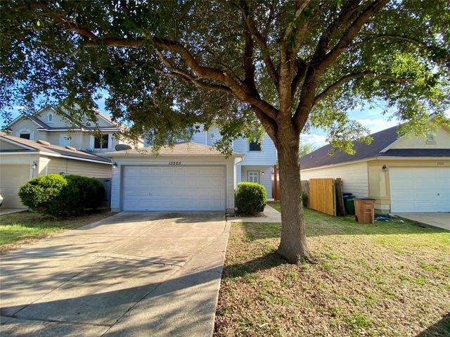 13205 Sea Biscuit DR, Del Valle, TX 78617