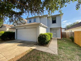 13205 Sea Biscuit DR, Del Valle, TX 78617