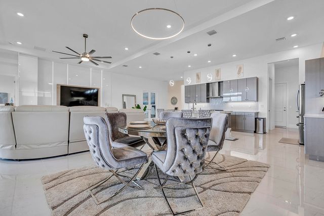 5320 Saint Armands Way, Westlake, FL 33470