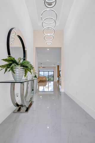 5320 Saint Armands Way, Westlake, FL 33470