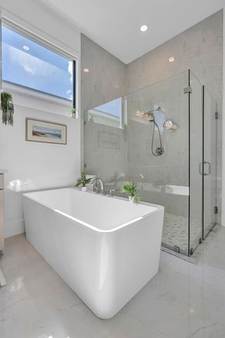 5320 Saint Armands Way, Westlake, FL 33470