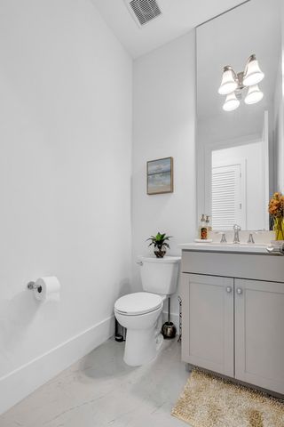 5320 Saint Armands Way, Westlake, FL 33470