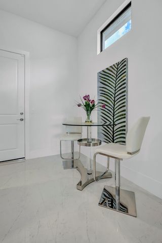 5320 Saint Armands Way, Westlake, FL 33470