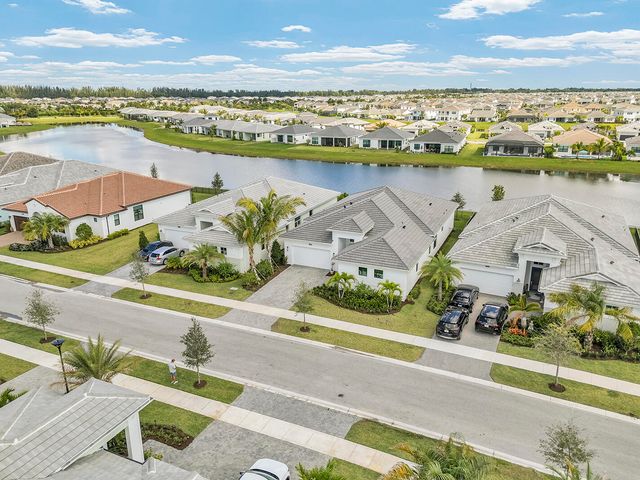5320 Saint Armands Way, Westlake, FL 33470