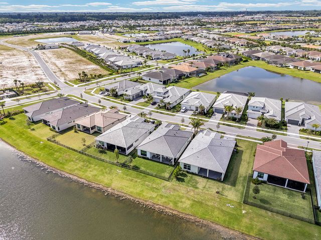 5320 Saint Armands Way, Westlake, FL 33470