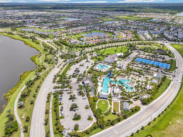 5320 Saint Armands Way, Westlake, FL 33470