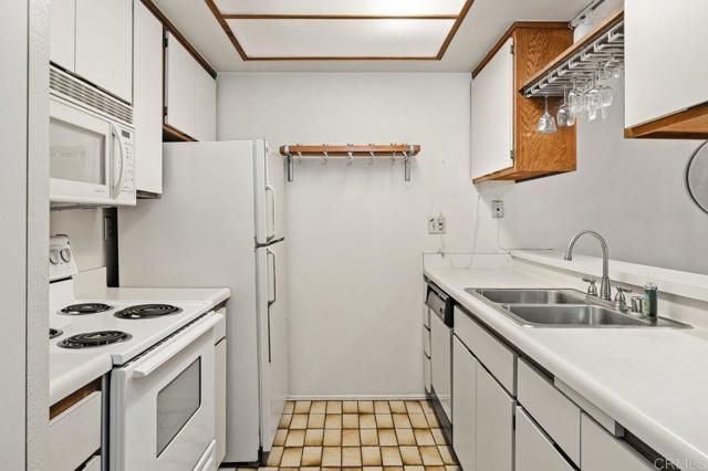 6039 Rancho Mission Rd 204, San Diego, CA 92108