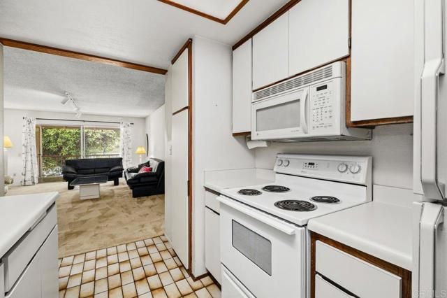 6039 Rancho Mission Rd 204, San Diego, CA 92108