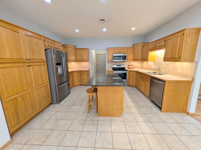 3999 Graycalm Court SE, Bemidji, MN 56601