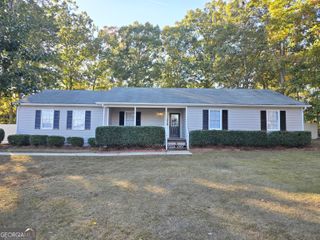 163 Summerfield Drive, Mcdonough, GA 30253