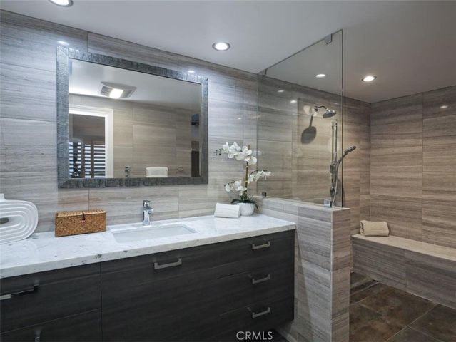 29722 Grandpoint Lane, Rancho Palos Verdes, CA 90275